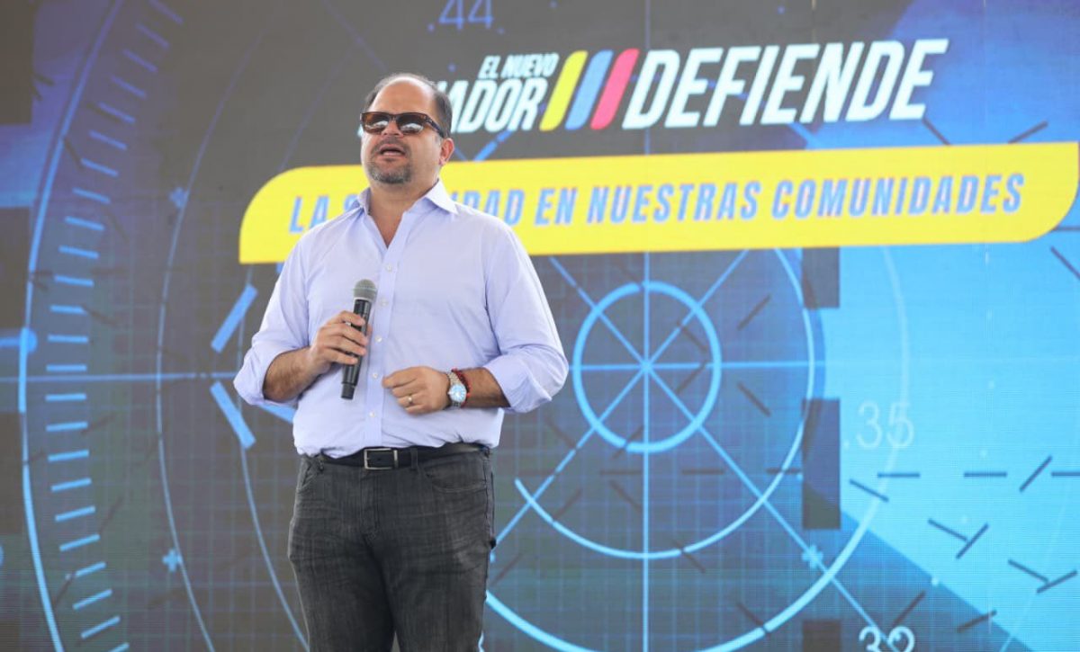 Ministro John Reimberg anuncia incautaciones millonarias y decomiso de drogas en el país