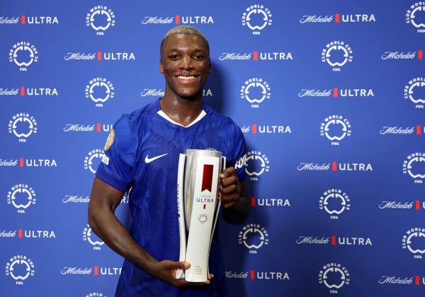 Moisés Caicedo fue elegido como el Jugador del Partido en la clasificación de Chelsea a cuartos de final
