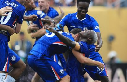 Moisés Caicedo recibe Balón de Bronce en el Mundial de Clubes 2025