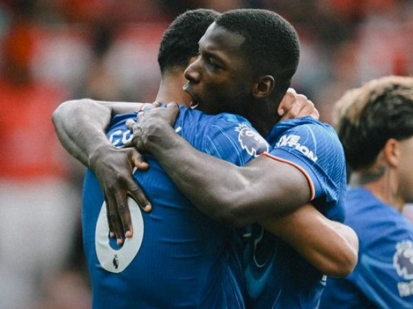 Moisés Caicedo y Chelsea vencen 0-1 a Nottingham Forest y regresan a la Champions
