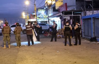 Montecristi asesinan a joven en la vía a Manta y hallan vehículo incinerado