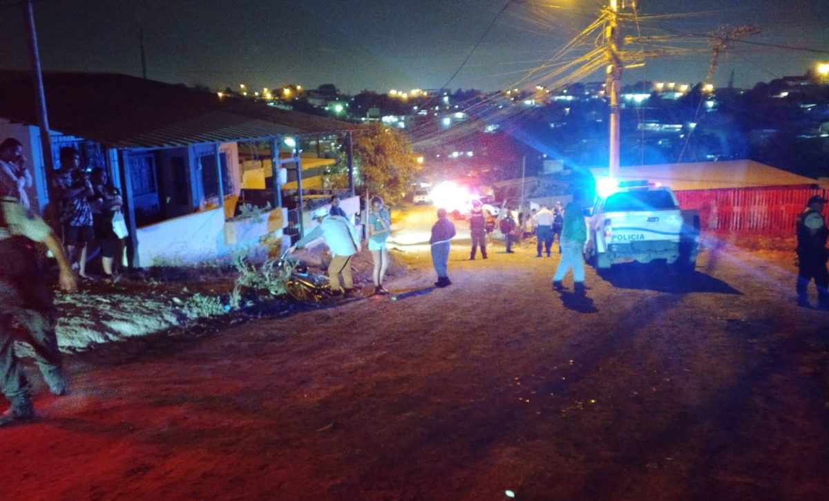 Un hombre de 20 años fue asesinado la tarde del martes 7 de octubre en el barrio 6 de Marzo, en Montecristi.