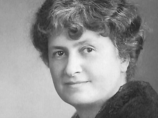 María Montessori, fue la pedagoga que revolucionó la educación mundial: “Un adulto feliz es el resultado de una infancia donde se respetaron sus tiempos y necesidades”.