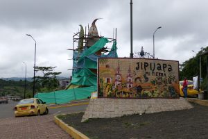 Monumento al Choclo en Jipijapa ¿Listo para brillar de nuevo