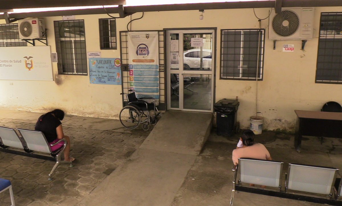 Moradores de El Florón exigen más médicos para subcentro de salud en Portoviejo