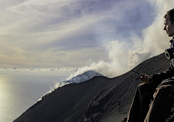 Moussallam, de 34 años de edad, tiene como meta estudiar los 150 volcanes más activos de la Tierra.
