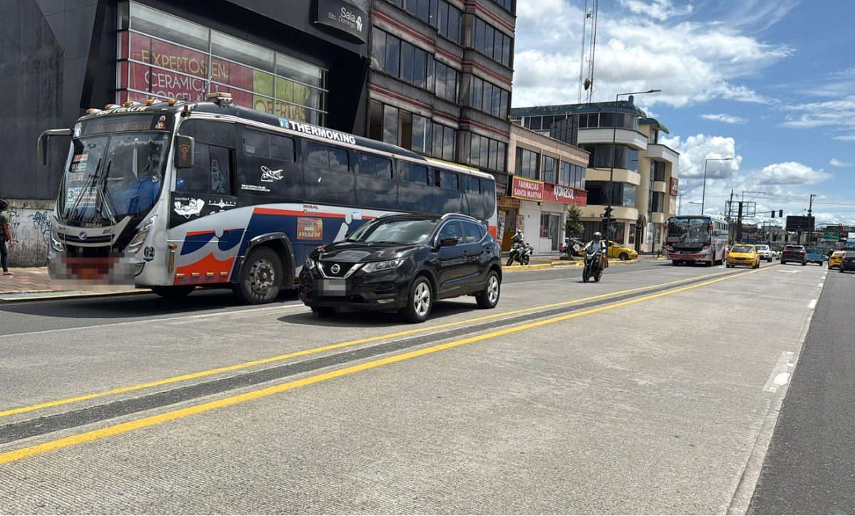 Mujer muere tras ser arrollada por un bus urbano en Santo Domingo de los Tsáchilas.