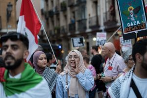 Mujeres y niñas sobreviviendo en medio del conflicto.