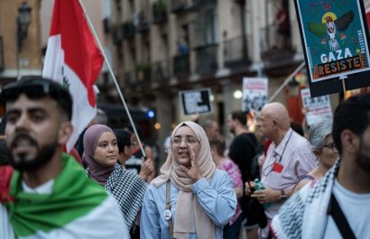 Mujeres y niñas sobreviviendo en medio del conflicto.