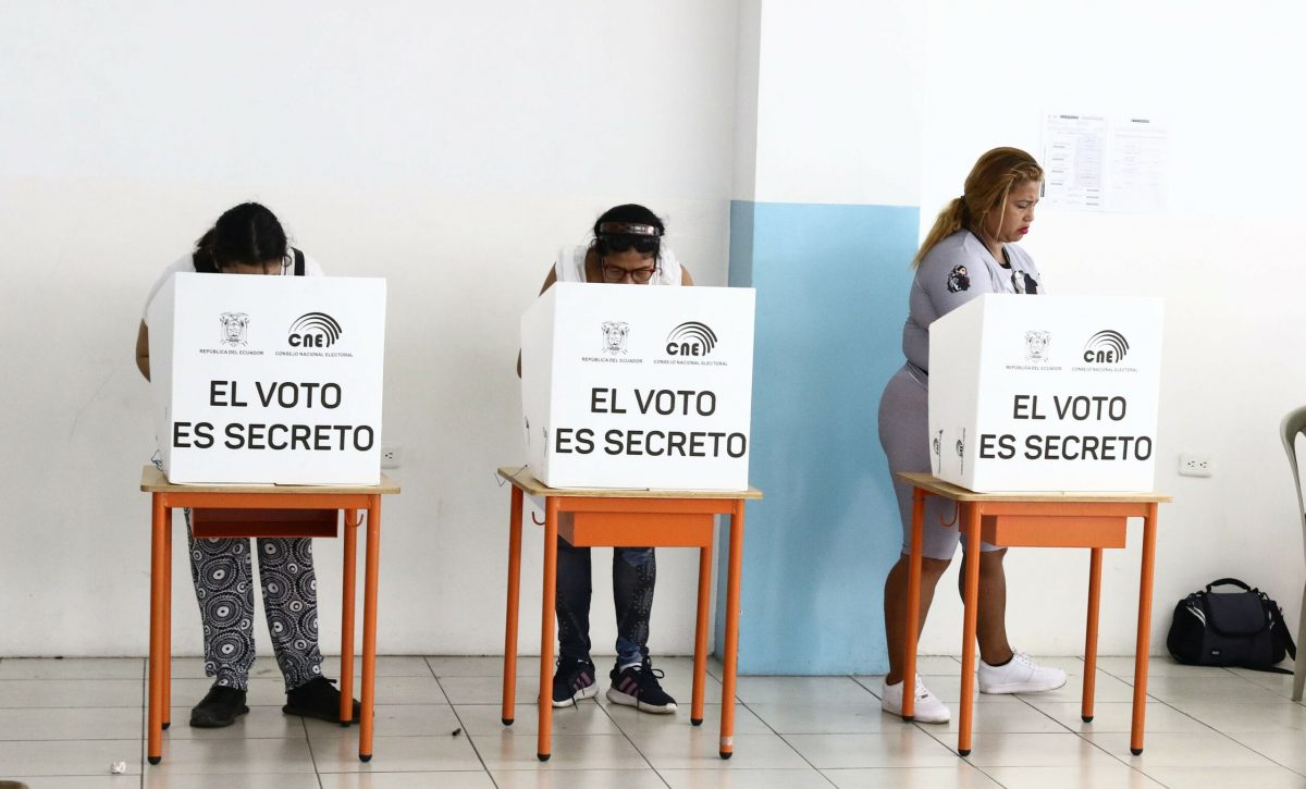 Multas en las elecciones presidenciales Ecuador 2025: Todo lo que necesitas saber.