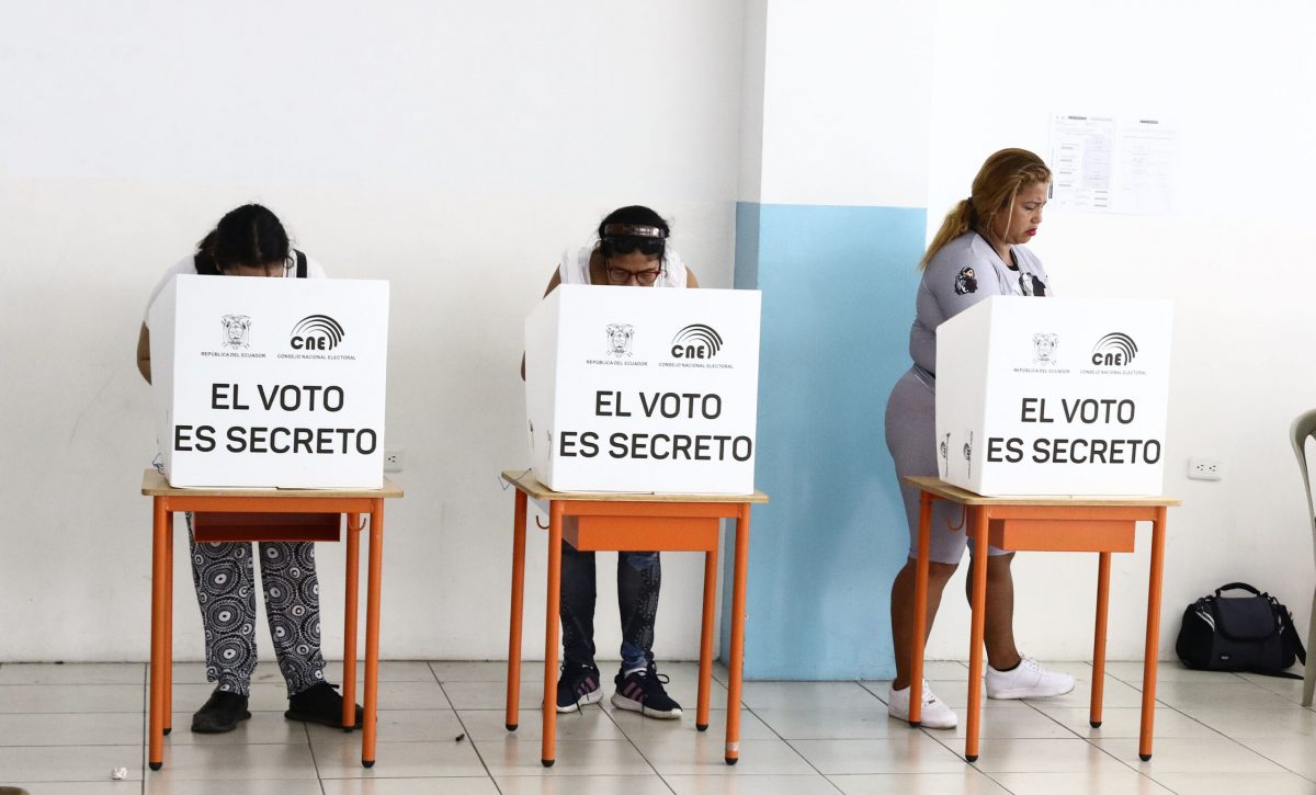 Multas en las elecciones presidenciales Ecuador 2025: Todo lo que necesitas saber.