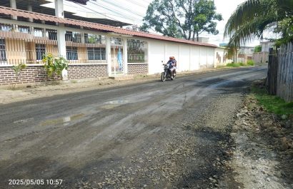 Municipio de Portoviejo interviene con mejoramiento vial en varias calles del sector Negrital
