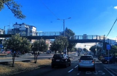 Municipio de Quito desmontará puente peatonal en av. América y Rumipamba el 25 de agosto