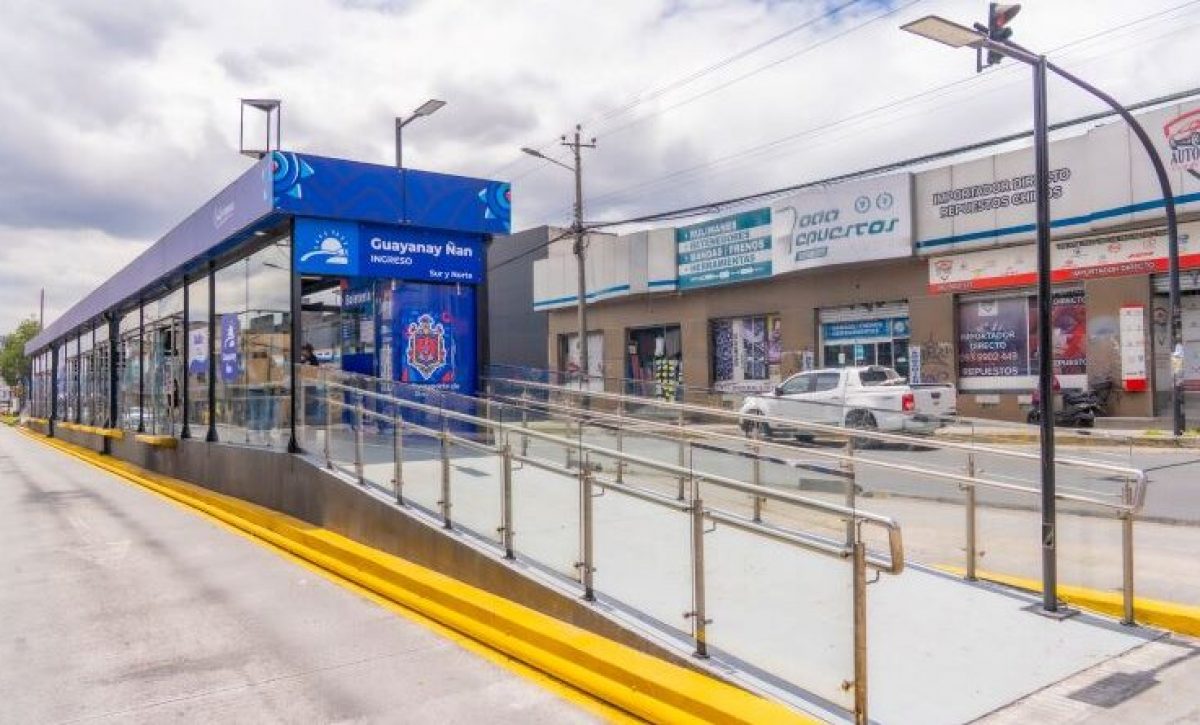 Municipio de Quito moderniza 11 paradas de la Ecovía Sur