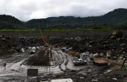 Napo: Erosión en río Coca amenaza central hidroeléctrica clave del Ecuador
