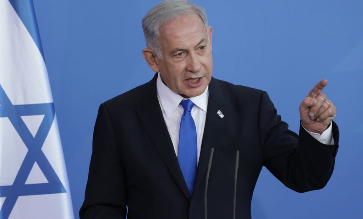 Netanyahu afirma que Israel avanza en su ofensiva contra Irán.