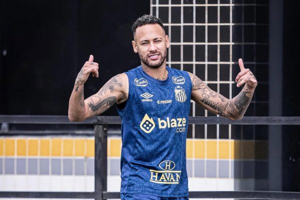Neymar se recupera de lesión y apunta a convocatoria de Brasil con Ancelotti