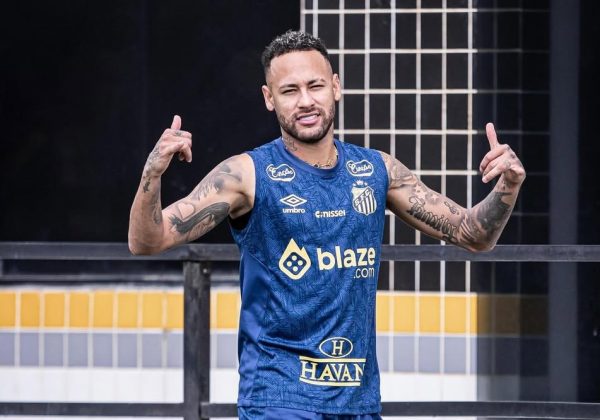Neymar se recupera de lesión y apunta a convocatoria de Brasil con Ancelotti