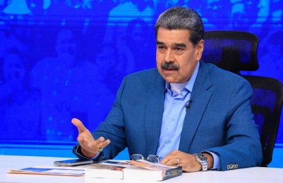 Nicolás Maduro le declara la guerra a YouTube Quiten todas las cuentas de mí que les dé la gana, imbéciles imperialistas.