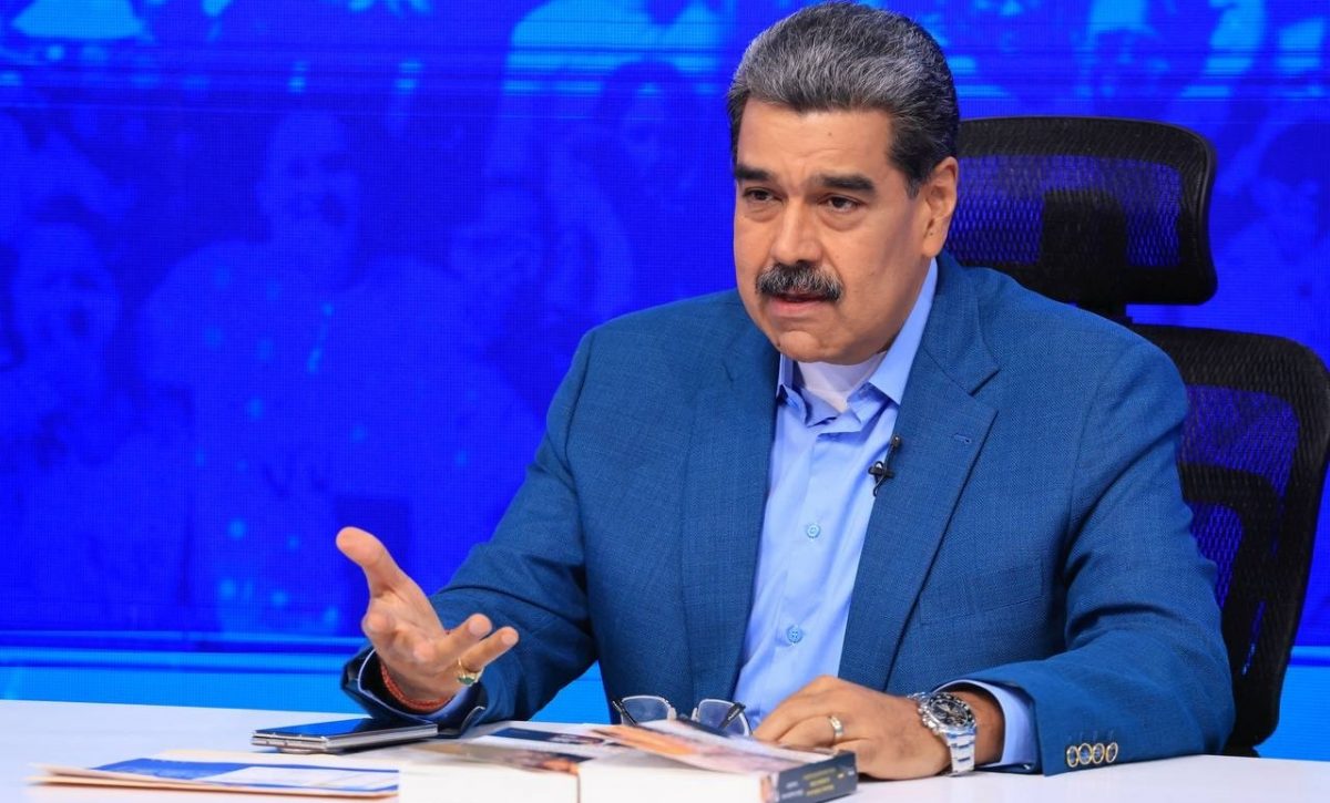 Nicolás Maduro le declara la guerra a YouTube Quiten todas las cuentas de mí que les dé la gana, imbéciles imperialistas.