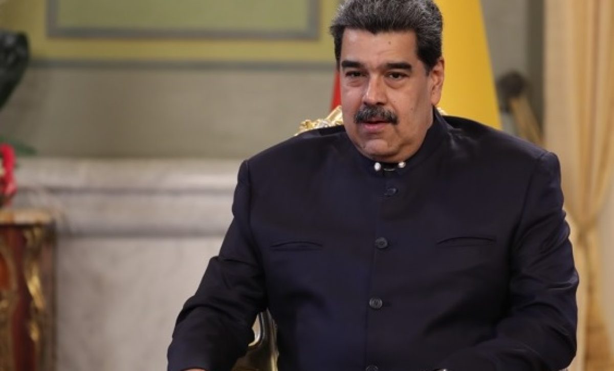 Nicolás Maduro, presidente de Venezuela, es criticado por mantenerse en el poder tras una elección cuestionada