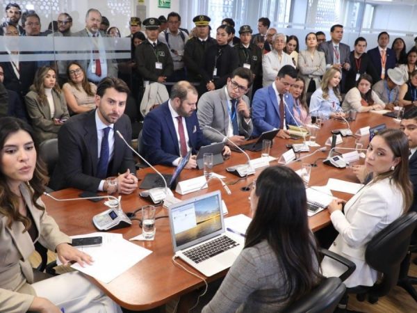 Niels Olsen, presidente de la Asamblea Nacional, propone reforzar la protección de áreas naturales con nueva institucionalidad. (AN).