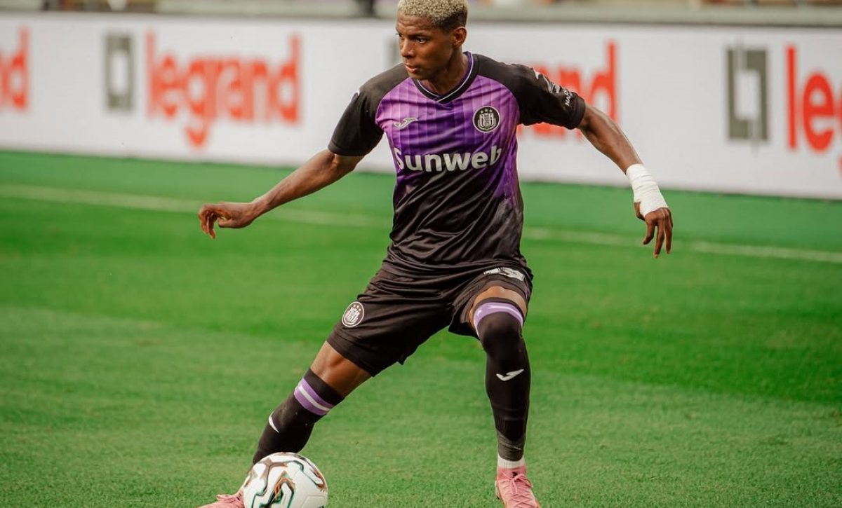 Nilson Angulo anota en la victoria 3-0 de Anderlecht ante Sheriff Tiraspol