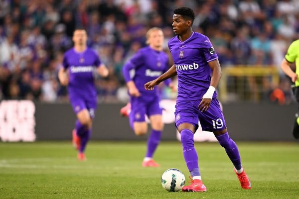 Nilson Angulo habla sobre posible traspaso al Celtic desde Anderlecht