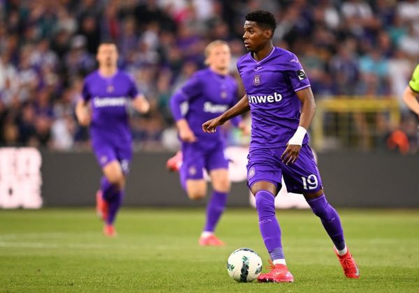 Nilson Angulo habla sobre posible traspaso al Celtic desde Anderlecht