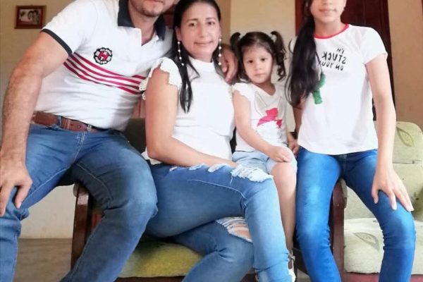 Noche familiar terminó en tragedia balas alcanzaron a inocentes en restaurante de El Carmen