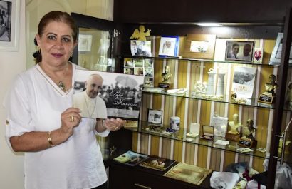 Norma Fernández recibimiento del Papa Francisco