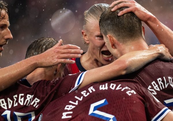 Noruega liderada por Haaland golea a Italia y lidera el Grupo I