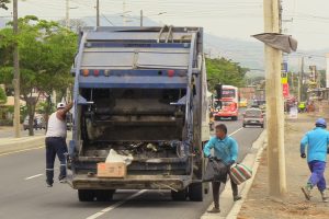 Nuevos carros recolectores de basura llegarán a Portoviejo en 45 Días, anuncia Alcalde
