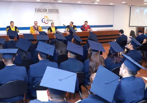 Nuevos mediadores impulsan resolución de conflictos en Ecuador