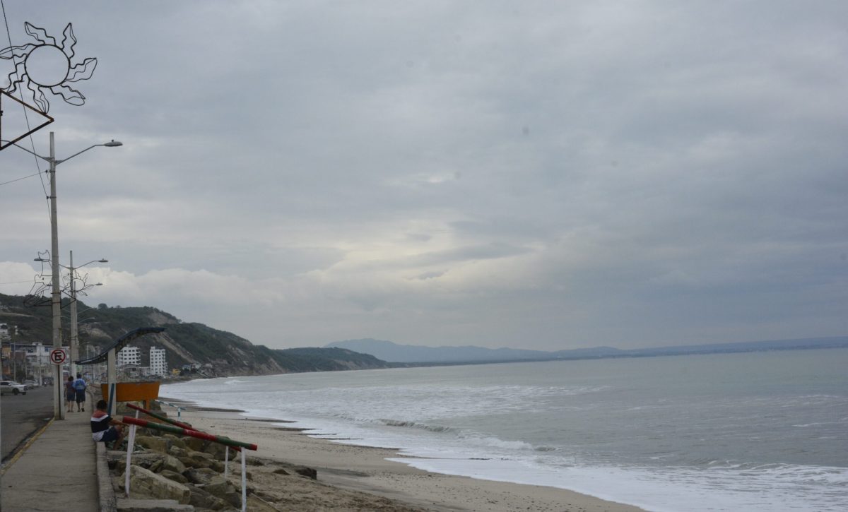 A pesar d la alerta del INOCAR, hasta ahora no se han registrado afectaciones por el oleaje, en las playas de Manabí.