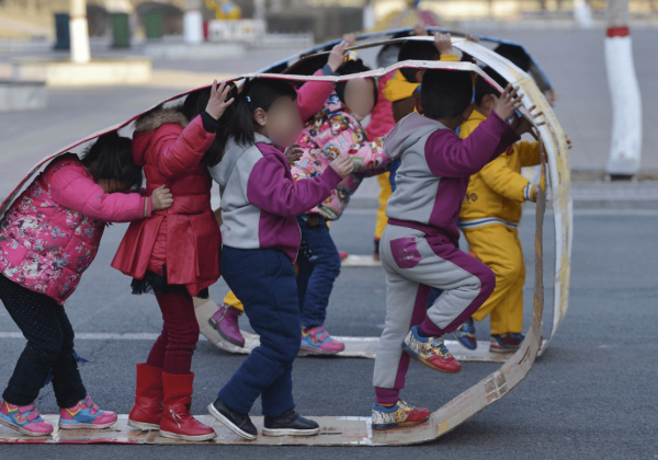 Ocho detenidos tras la intoxicación por plomo de más de 200 niños en una guardería de China