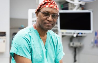 Oluyinka Olutoye, cirujano pediátrico nigeriano radicado en Estados Unidos, lideró una operación fetal sin precedentes en el Texas Children’s Hospital..jpg