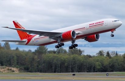 Once de los doce baños que tiene un avión Boeing 777-300ER se taparon durante un viaje desde Chicago a India.