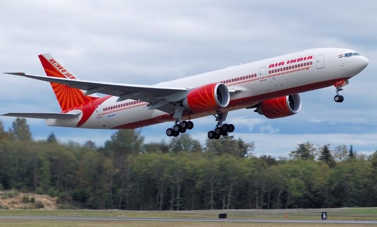 Once de los doce baños que tiene un avión Boeing 777-300ER se taparon durante un viaje desde Chicago a India.
