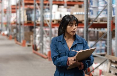 Opciones de empleo en Ecuador sin requerir estudios superiores