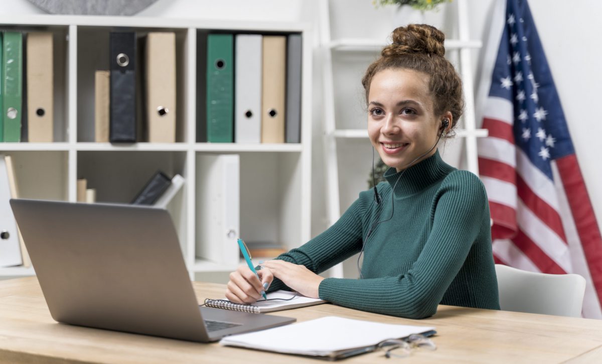 ¡Oportunidad Única! Aprovecha las 300.000 becas de inglés gratuitas que ofrece el gobierno nacional.