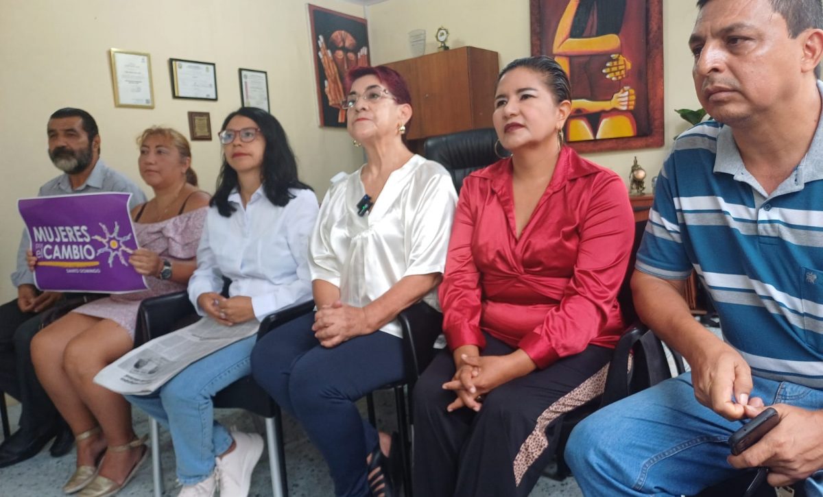 Organizaciones sociales de Ecuador llaman al voto nulo en segunda vuelta electoral