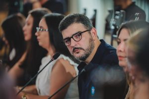 ¿Otra vez Alcalde de Guayaquil obligado a disculparse con asambleísta por niña vaga