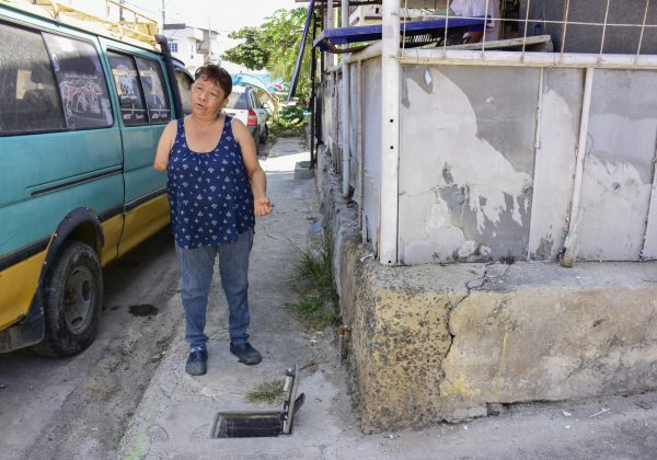 La parroquia Crucita ya cuenta con las guías de agua domiciliarias, pero aún no cuentan con el servicio.