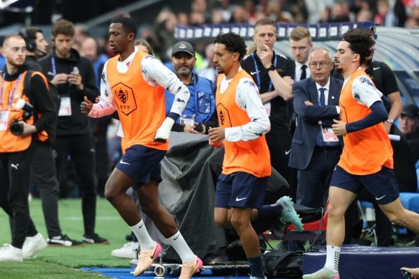 PSG, con Willian Pacho, logra el triplete al vencer a Reims en la Copa de Francia