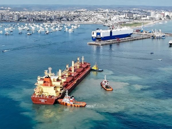 Las inversiones en dragado han sido clave para mantener la competitividad del puerto de Manta, permitiendo la llegada de embarcaciones de más calado. (Foto TPM).