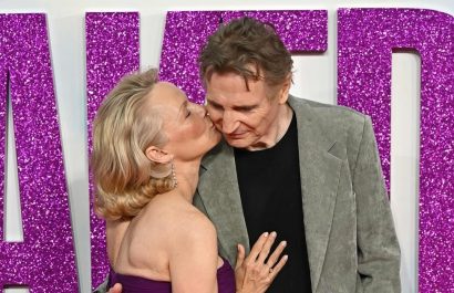 ¿Pamela Anderson y Liam Neeson viven una relación más allá de la pantalla?