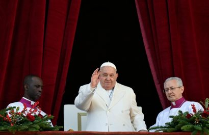 Papa Francisco delega misa de Domingo de Ramos mientras se recupera