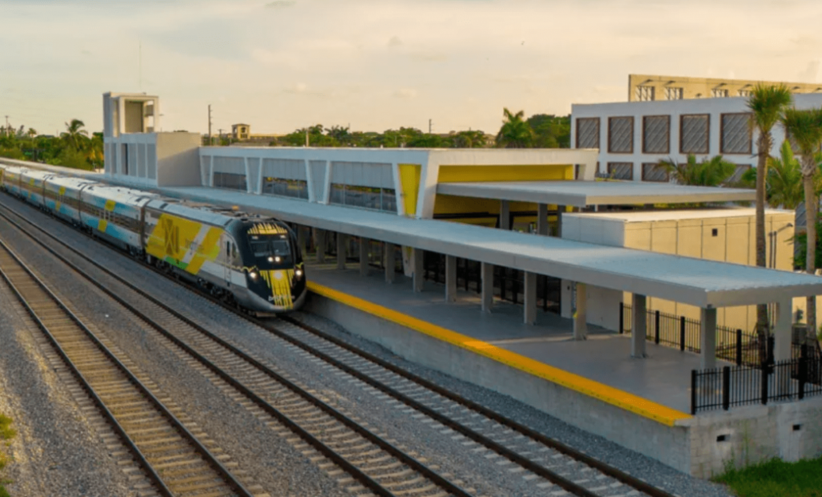 Para los ecuatorianos residentes en Florida, sobre todo en ciudades como West Palm Beach o Fort Lauderdale, Brightline puede representar una herramienta de integración