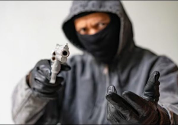 Pareja aprehendida en Santo Domingo por presunta extorsión a familia